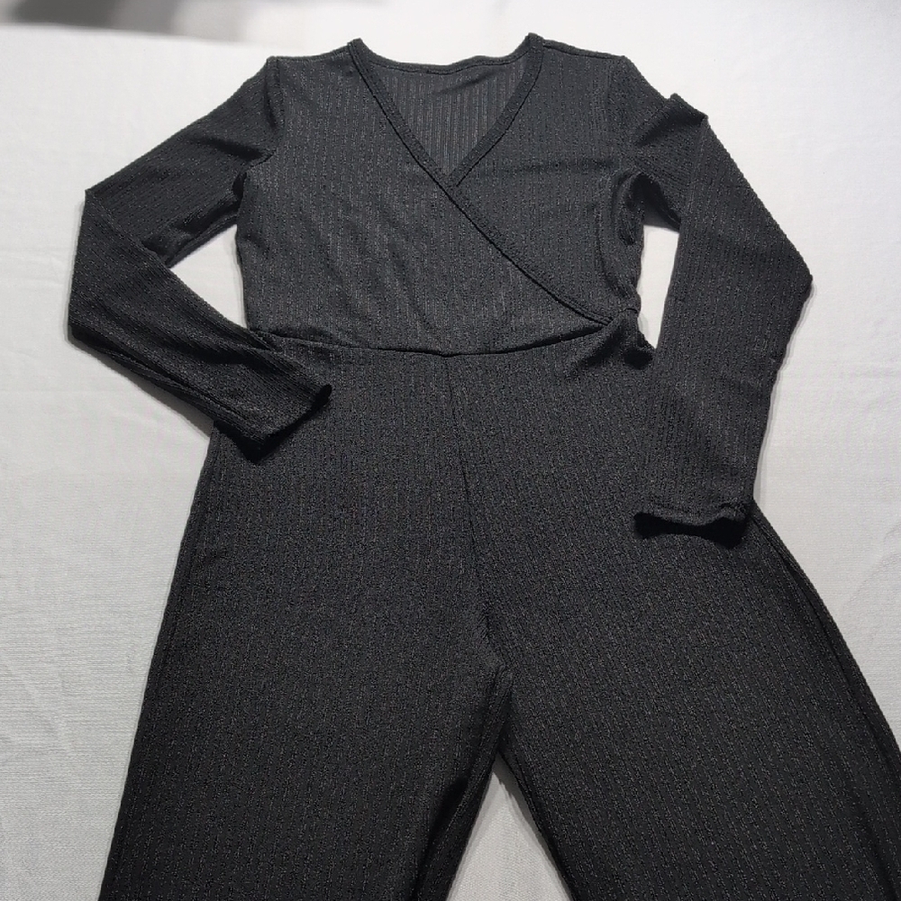 Elegant Black Long Jumpsuit Pants Size Small NWOT